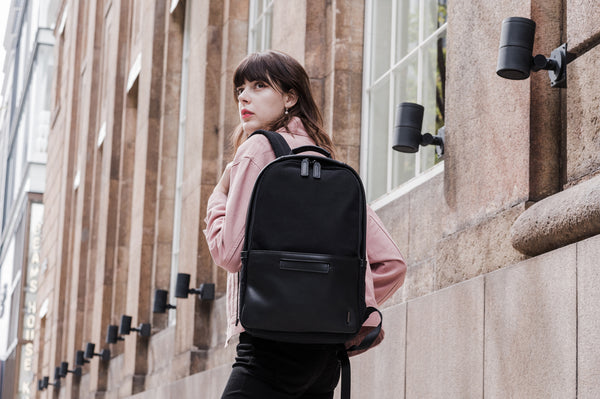 大人のリュック　　ヌビ　黒系 THE NORTH FACE ザ ノースフェイス リュックサック バックパック
