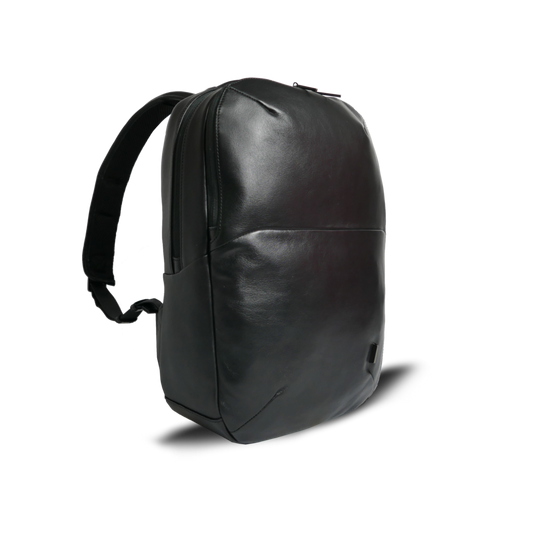 【新製品】STT《エスティーティー》ブラックシティリュック | A4 B4対応 15インチPC対応 12L 縦41cm 防水本革 大容量 ユニセックス