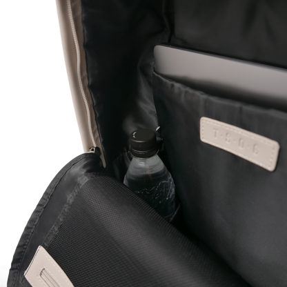 MUKO《ムコ》シティリュック | ブラック アイボリー A4 対応 15インチPC対応 15L 縦43cm 撥水レザー ナイロン 軽量 ユニセックス