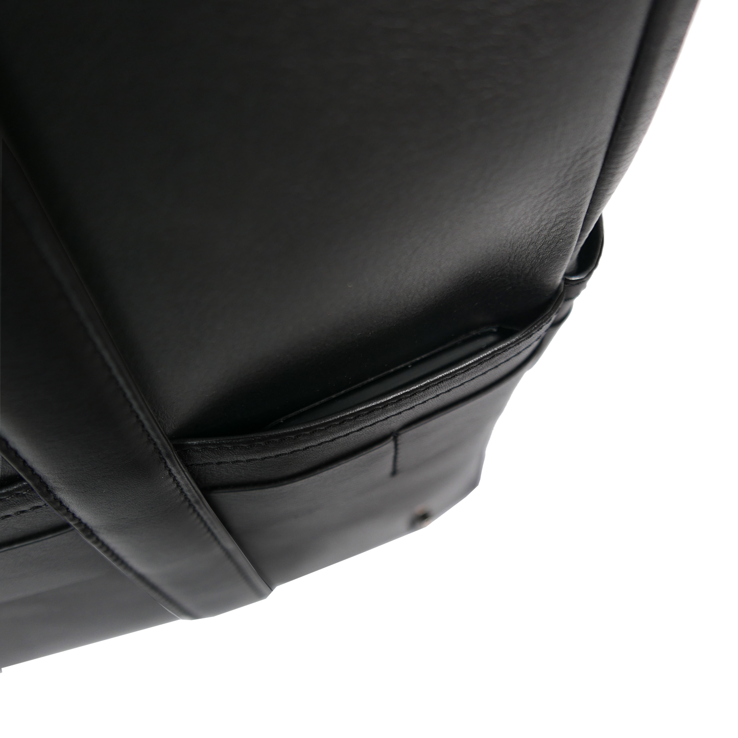 BTY《ビーティーワイ》ブラックシティトート_正面小ポケットスマホ収納