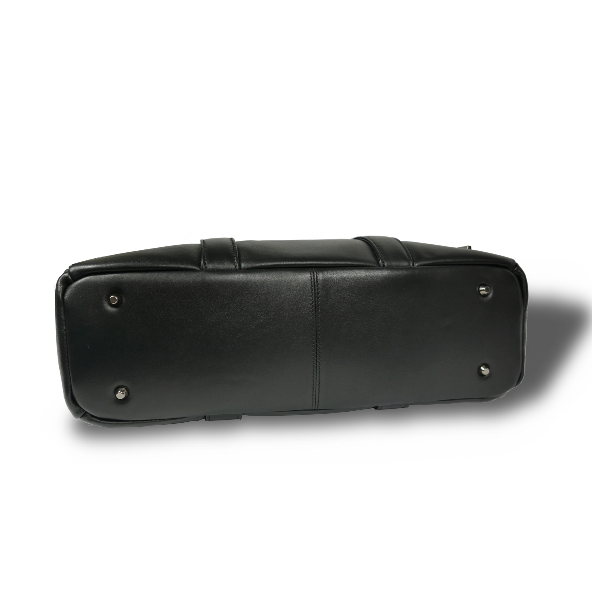 BTY《ビーティーワイ》ブラックシティトート_底面