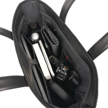 BTY《ビーティーワイ》ブラックシティトート_内部収納例