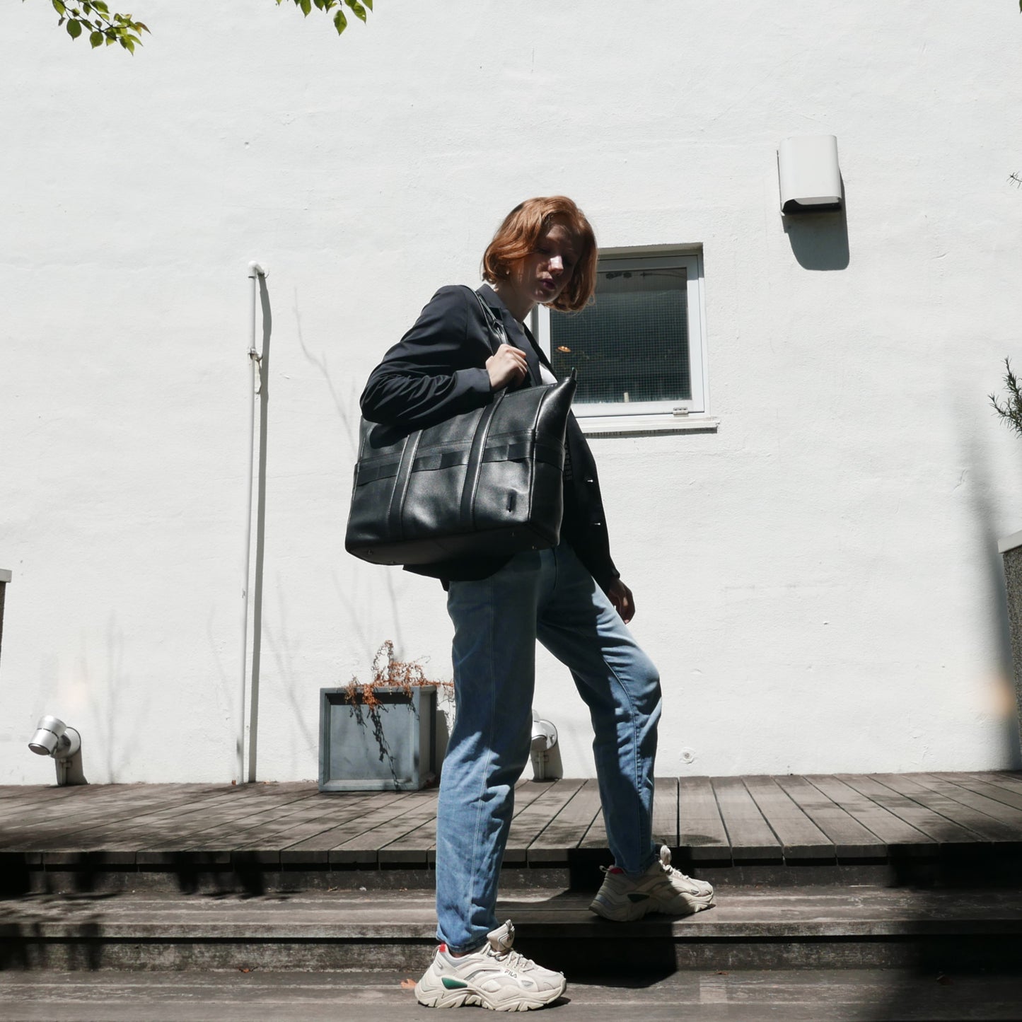 BTY《ビーティーワイ》ブラックシティトート_レディースモデル②