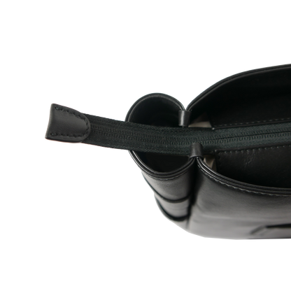 【新製品】STT《エスティーティー》ブラックシティトート | A4対応 15インチPC対応 14L 横36cm 防水本革 大容量 ユニセックス