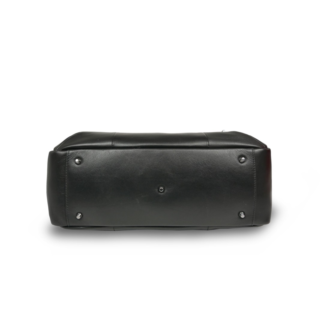 【新製品】STT《エスティーティー》ブラックシティトート | A4対応 15インチPC対応 14L 横36cm 防水本革 大容量 ユニセックス