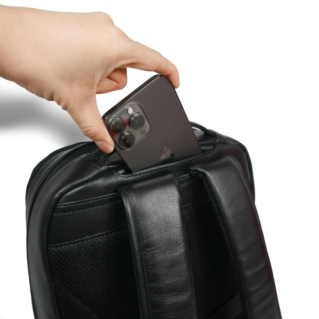 【新製品】STT《エスティーティー》ブラックシティリュック | A4 B4対応 15インチPC対応 12L 縦41cm 防水本革 大容量 ユニセックス