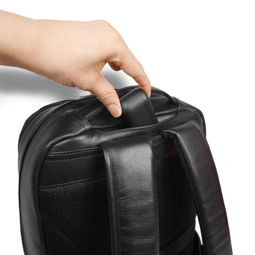 【新製品】STT《エスティーティー》ブラックシティリュック | A4 B4対応 15インチPC対応 12L 縦41cm 防水本革 大容量 ユニセックス