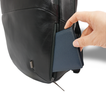 【新製品】STT《エスティーティー》ブラックシティリュック | A4 B4対応 15インチPC対応 12L 縦41cm 防水本革 大容量 ユニセックス