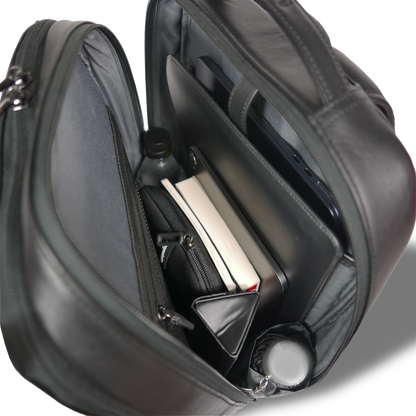 【新製品】STT《エスティーティー》ブラックシティリュック | A4 B4対応 15インチPC対応 12L 縦41cm 防水本革 大容量 ユニセックス