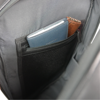 【新製品】STT《エスティーティー》ブラックシティリュック | A4 B4対応 15インチPC対応 12L 縦41cm 防水本革 大容量 ユニセックス