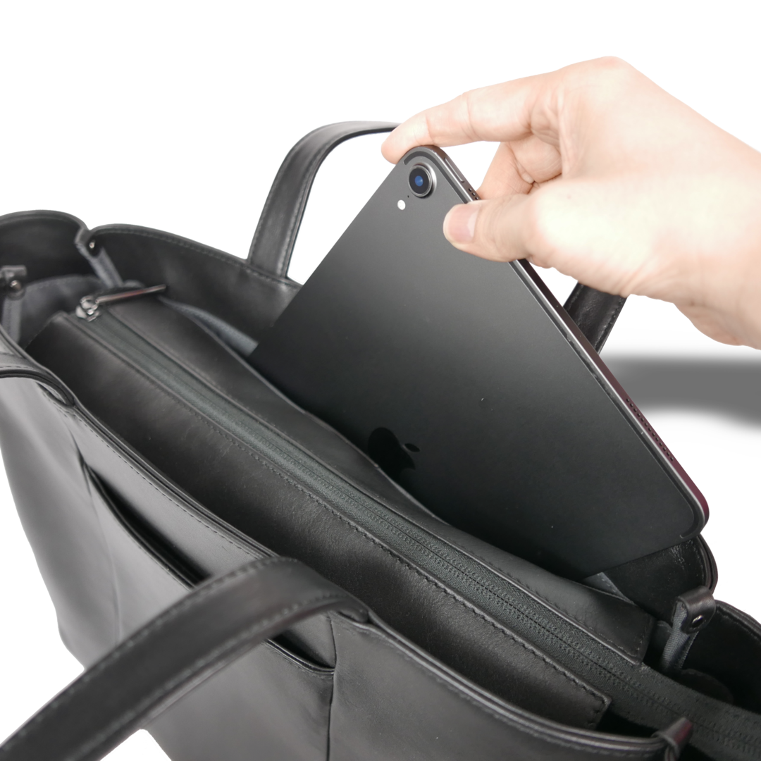 【新製品】STT《エスティーティー》ブラックシティトート | A4対応 15インチPC対応 14L 横36cm 防水本革 大容量 ユニセックス