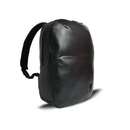 【新製品】STT《エスティーティー》ブラックシティリュック | A4 B4対応 15インチPC対応 12L 縦41cm 防水本革 大容量 ユニセックス