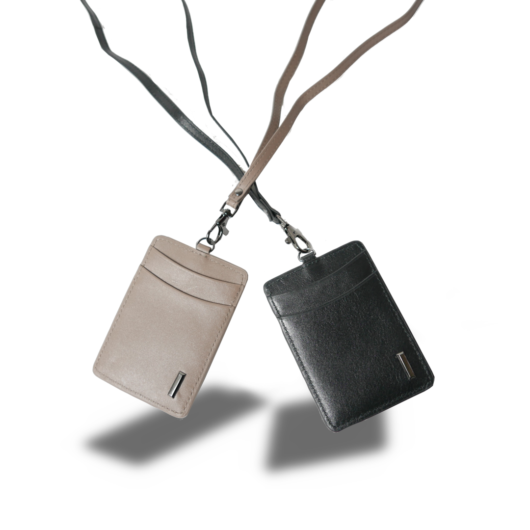 【新製品】シティIDカードケース＆パスケース(2WAY仕様) | 防水本革 ブラック グレージュ ユニセックス ネームホルダー ICカード 定期入れ スイカ 両面 カード収納 3枚収納