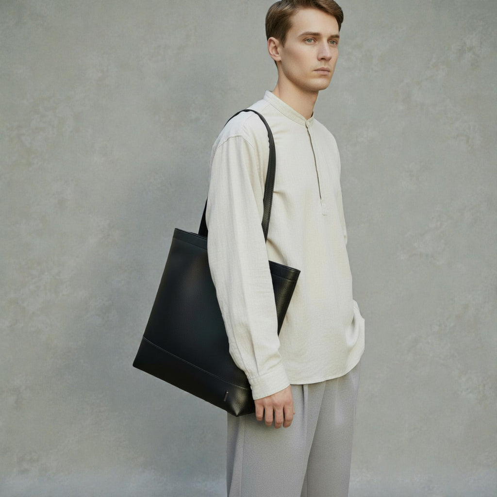 【新製品】BEH《ビーエイチ》スマートシティトート | A4対応 13インチPC対応 縦型 5L 横34.5cm 防水本革 軽量 薄型 ユニセックス