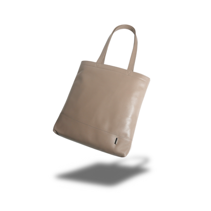 【新製品】BEH《ビーエイチ》スマートシティトート | A4対応 13インチPC対応 縦型 5L 横34.5cm 防水本革 軽量 薄型 ユニセックス