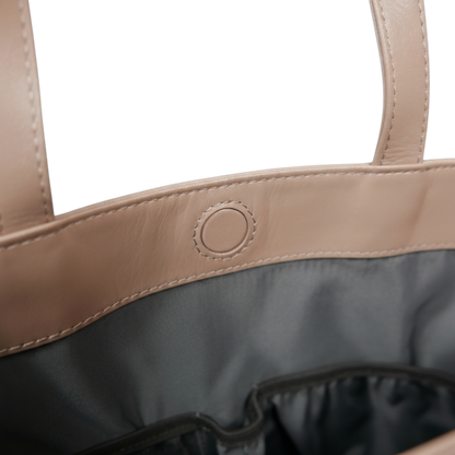 【新製品】BEH《ビーエイチ》スマートシティトート | A4対応 13インチPC対応 縦型 5L 横34.5cm 防水本革 軽量 薄型 ユニセックス