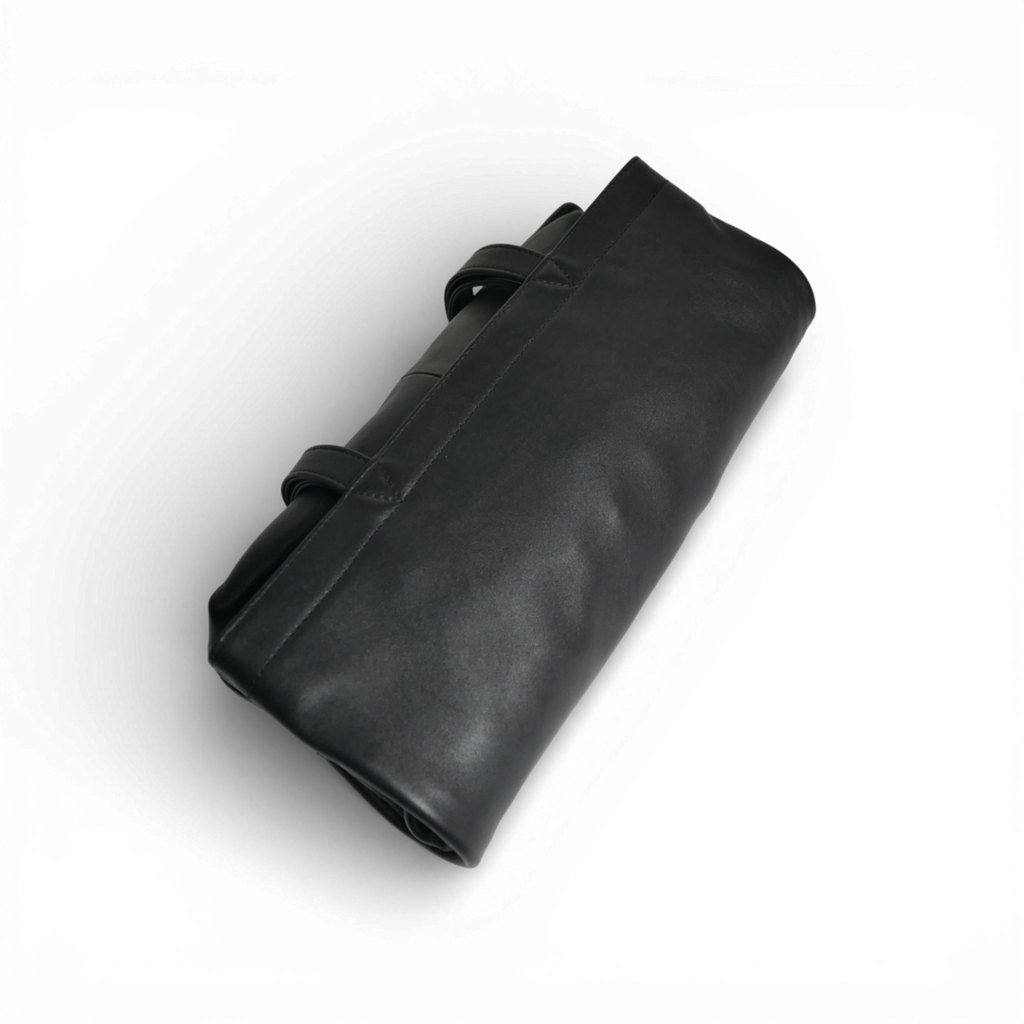 【新製品】BEH《ビーエイチ》スマートシティトート | A4対応 13インチPC対応 縦型 5L 横34.5cm 防水本革 軽量 薄型 ユニセックス