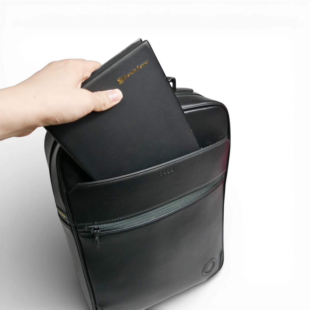 【コラボレーション】PSYCHO-PASS サイコパス×T・S・O・Gコラボ防水本革シティリュック | アニメ A4対応 14インチPC対応 10L 縦38cm 防水本革 大容量 ユニセックス