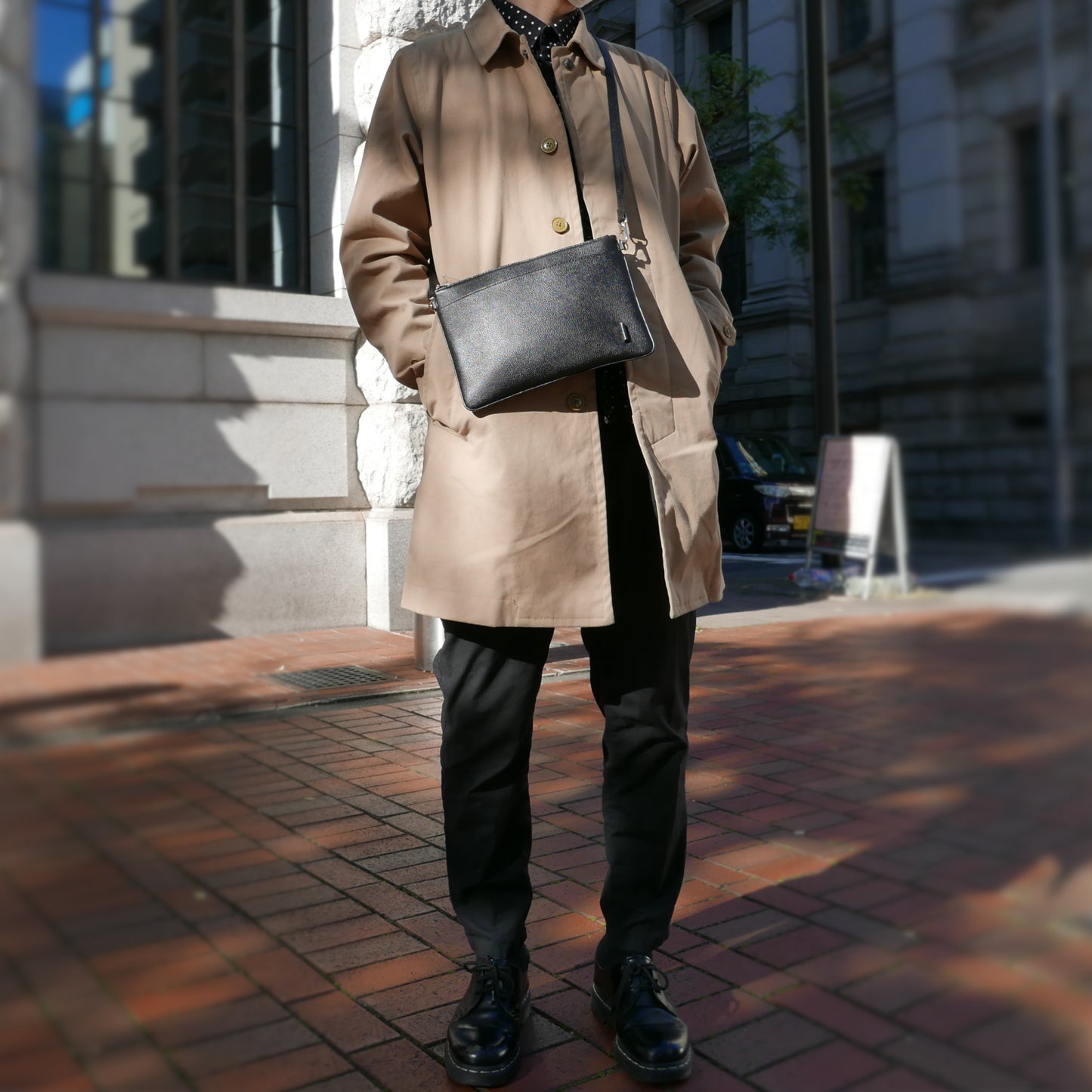 LASALLE《ラサール》シティミニショルダー | サコッシュ 本革 薄型 軽量 ブラック トープ ユニセックス