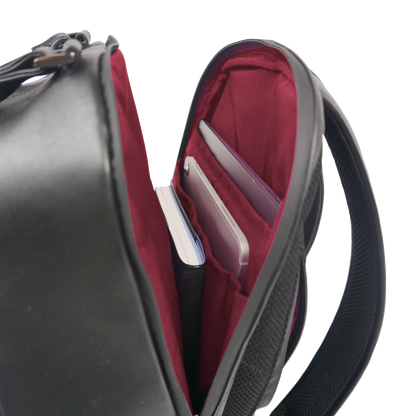 AM《エーエム》デイリーリュック | A4対応 14インチPC対応 17L 縦43cm 防水本革 多機能 Airtag ユニセックス