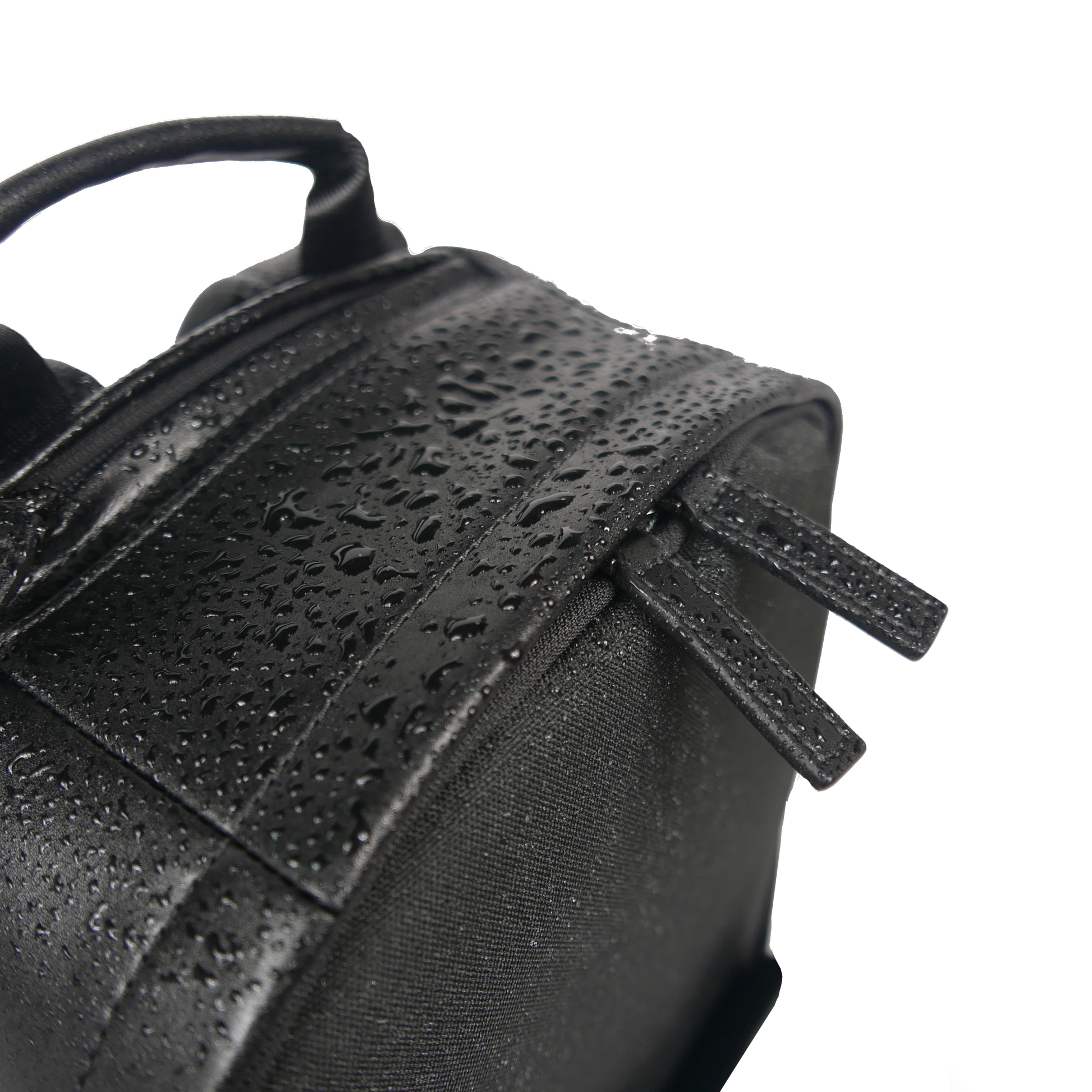 MUKO《ムコ》ブラックシティリュック_撥水機能