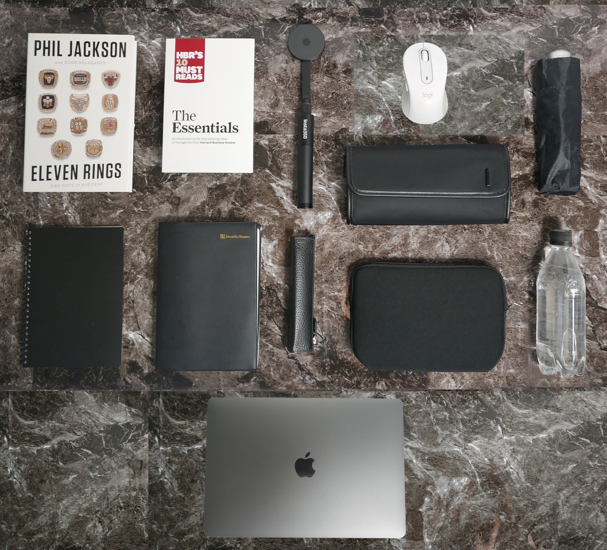 MUKO《ムコ》ブラックシティリュック_収納例一覧