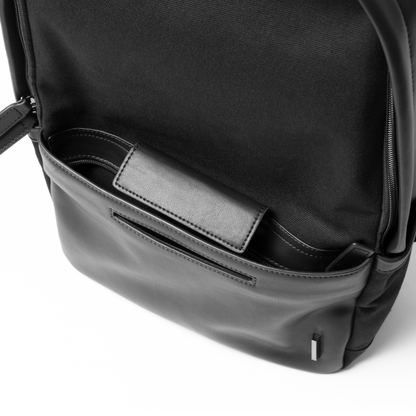 MUKO《ムコ》ブラックシティリュック_前面ポケット