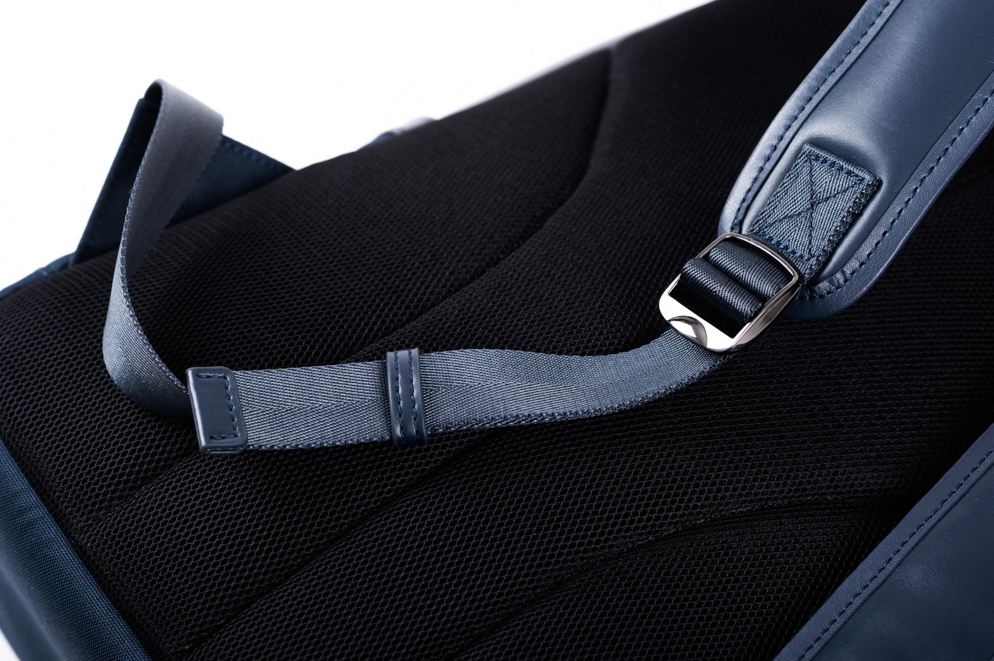 MUKO《ムコ》アイボリーシティリュック_ショルダーストラップ