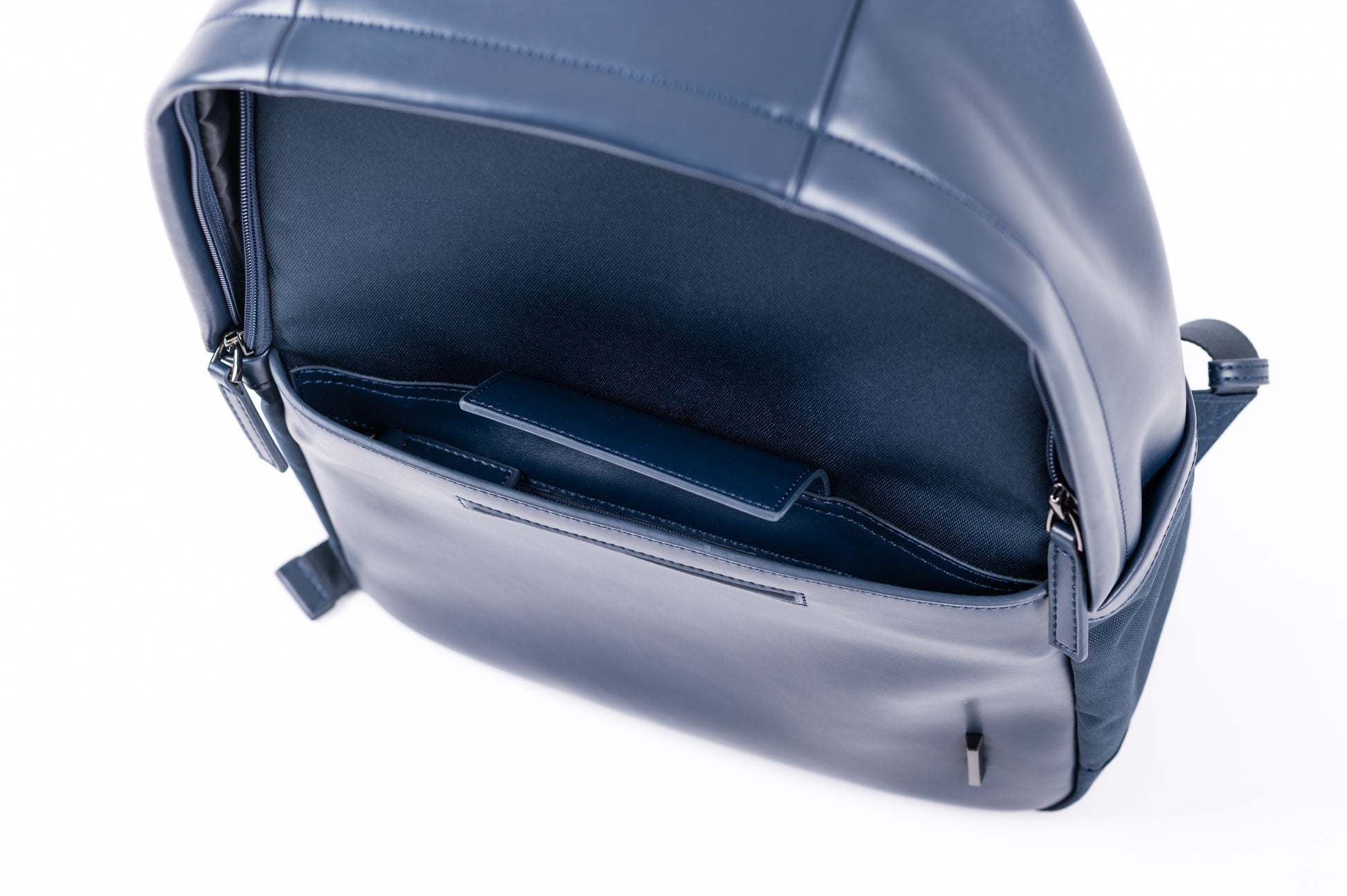 MUKO《ムコ》アイボリーシティリュック_前面ポケット