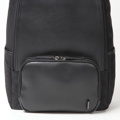 TAN《タン》ブラックシティリュック_下部前面